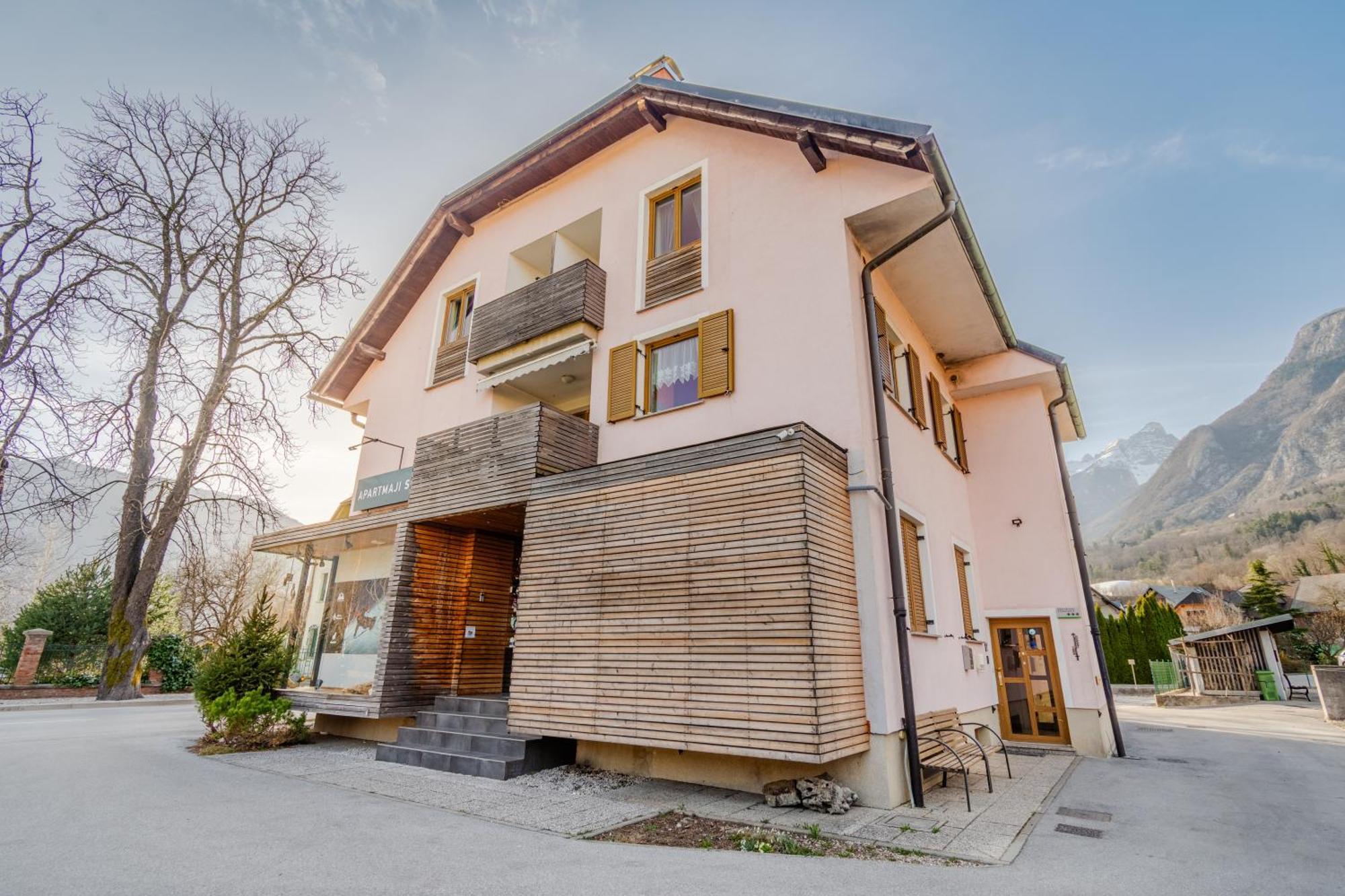 Apartments Skok With Rafting And Free Parking Bovec Luaran gambar